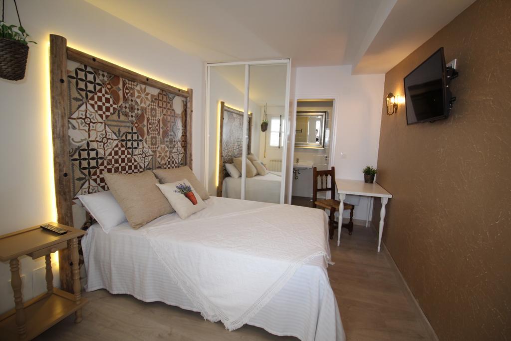 Pension Las Casitas De Santander Auto Check Exterior photo